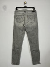 Blugi Levi's - marimea W29 - Femei - Intre Umerase